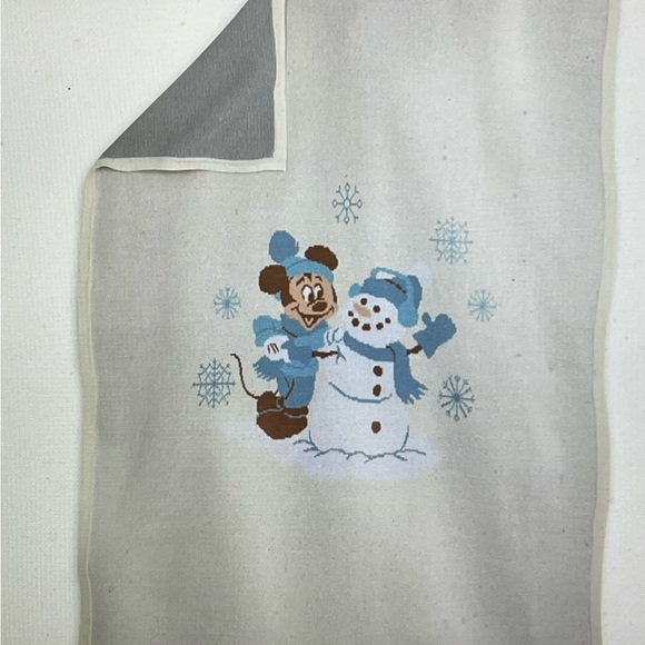 NWT - Disney baby 3 piece infant gift set in gift box.  Size 9-12 months. - Picture 5 of 10